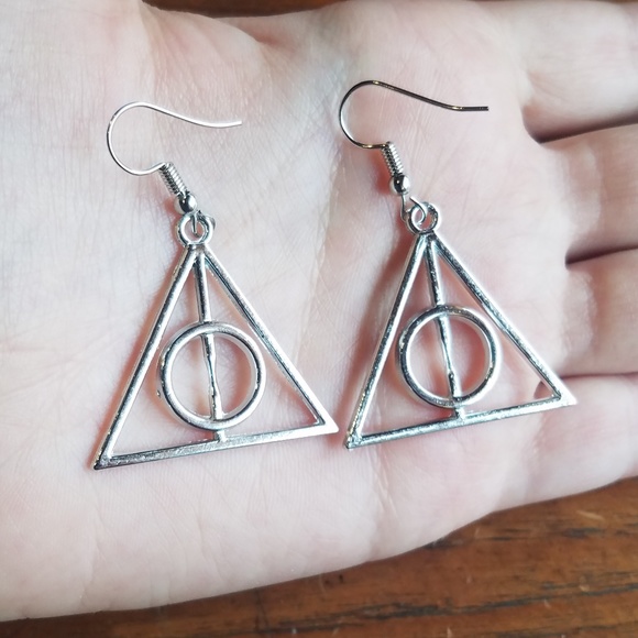 NWOT Silver Deathly Hallows Harry Potter Earrings - Picture 3 of 8